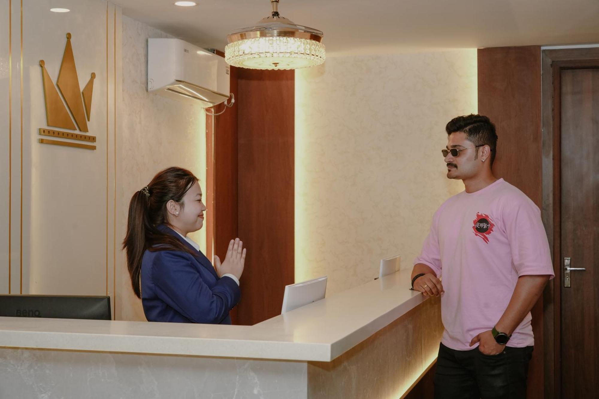 The King'S Meadows Hotel Golhalli Bagian luar foto