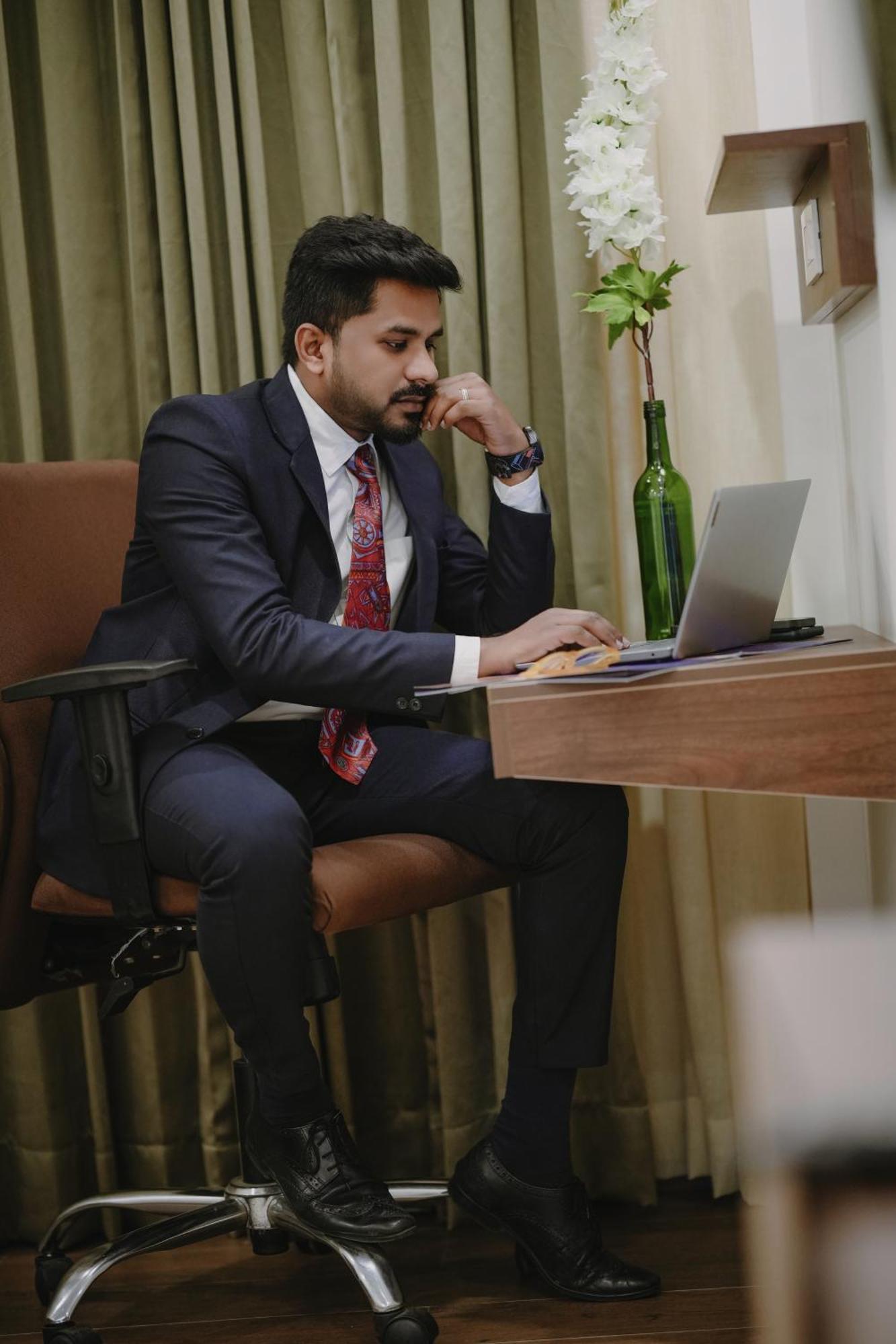 The King'S Meadows Hotel Golhalli Bagian luar foto